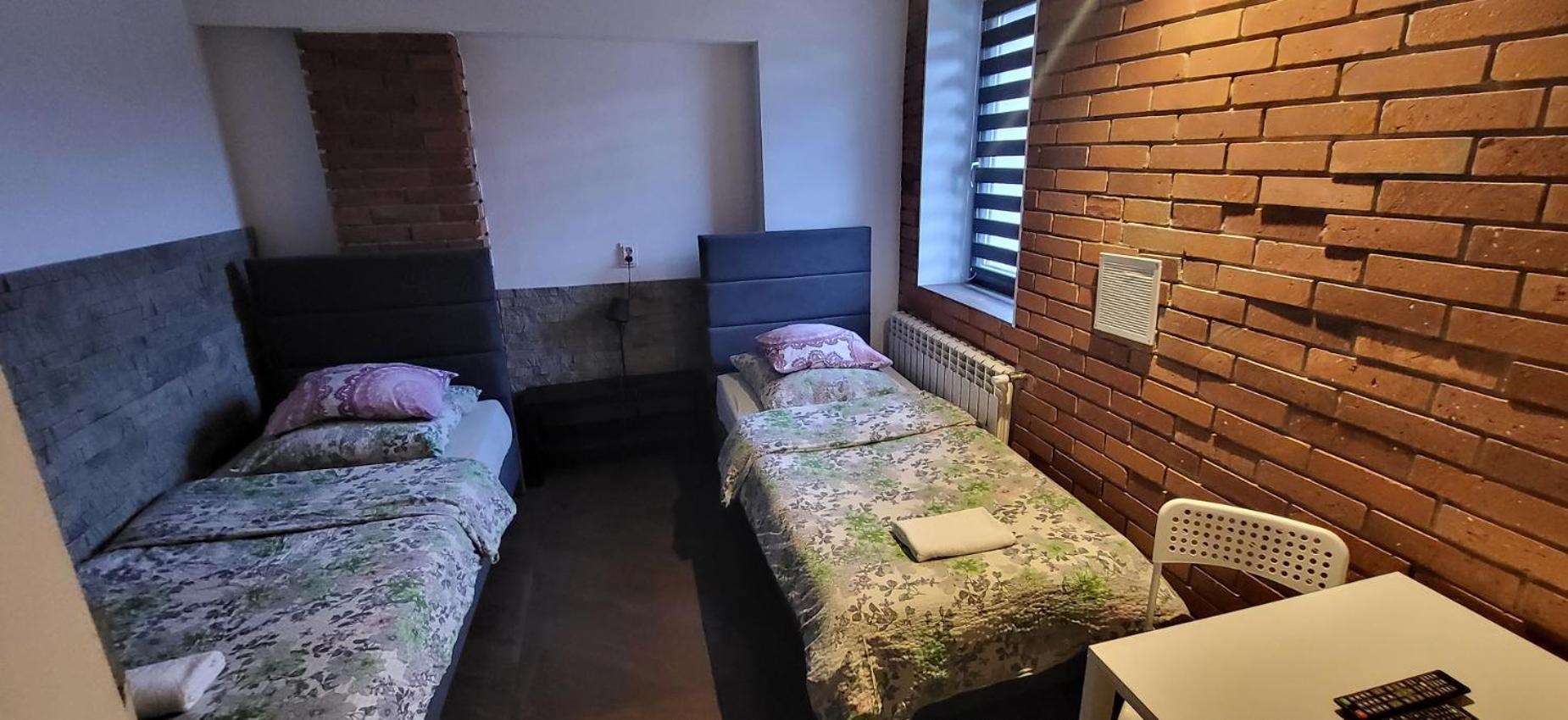 M Hostel Gliwice Extérieur photo