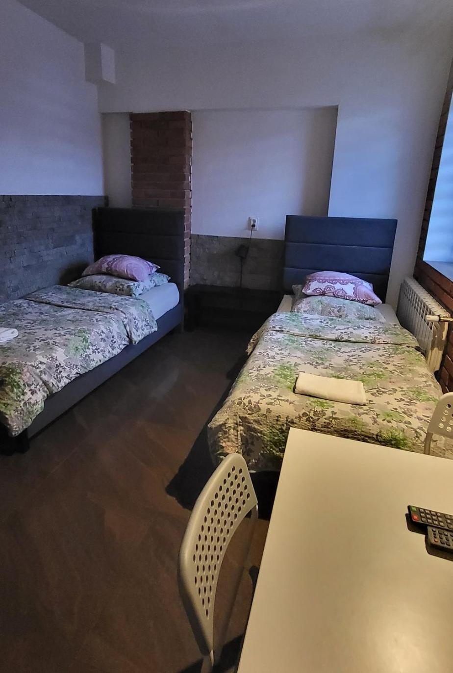 M Hostel Gliwice Extérieur photo