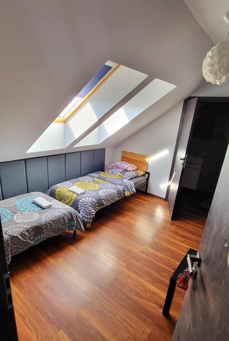 M Hostel Gliwice Extérieur photo