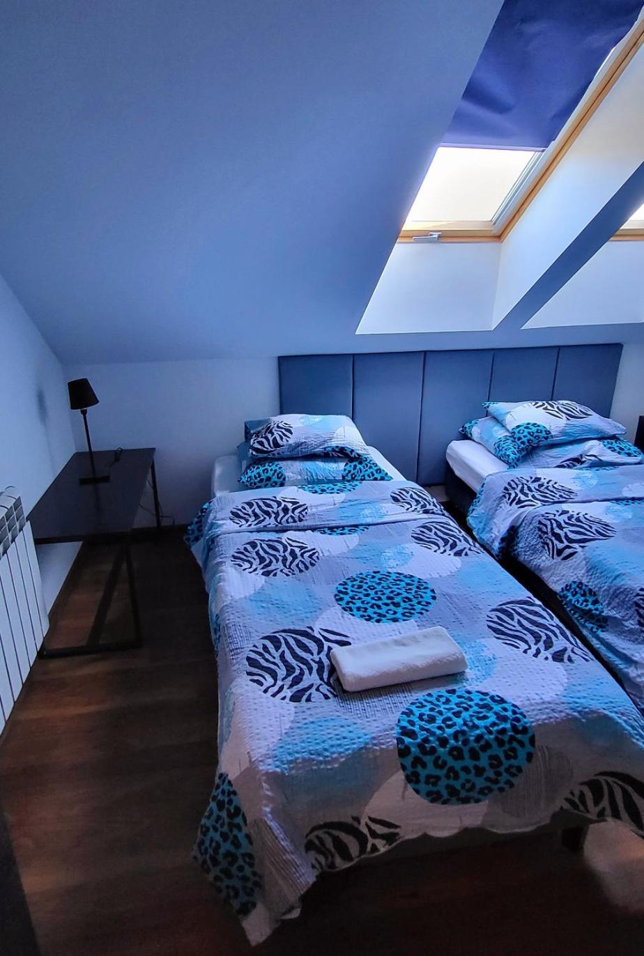 M Hostel Gliwice Extérieur photo