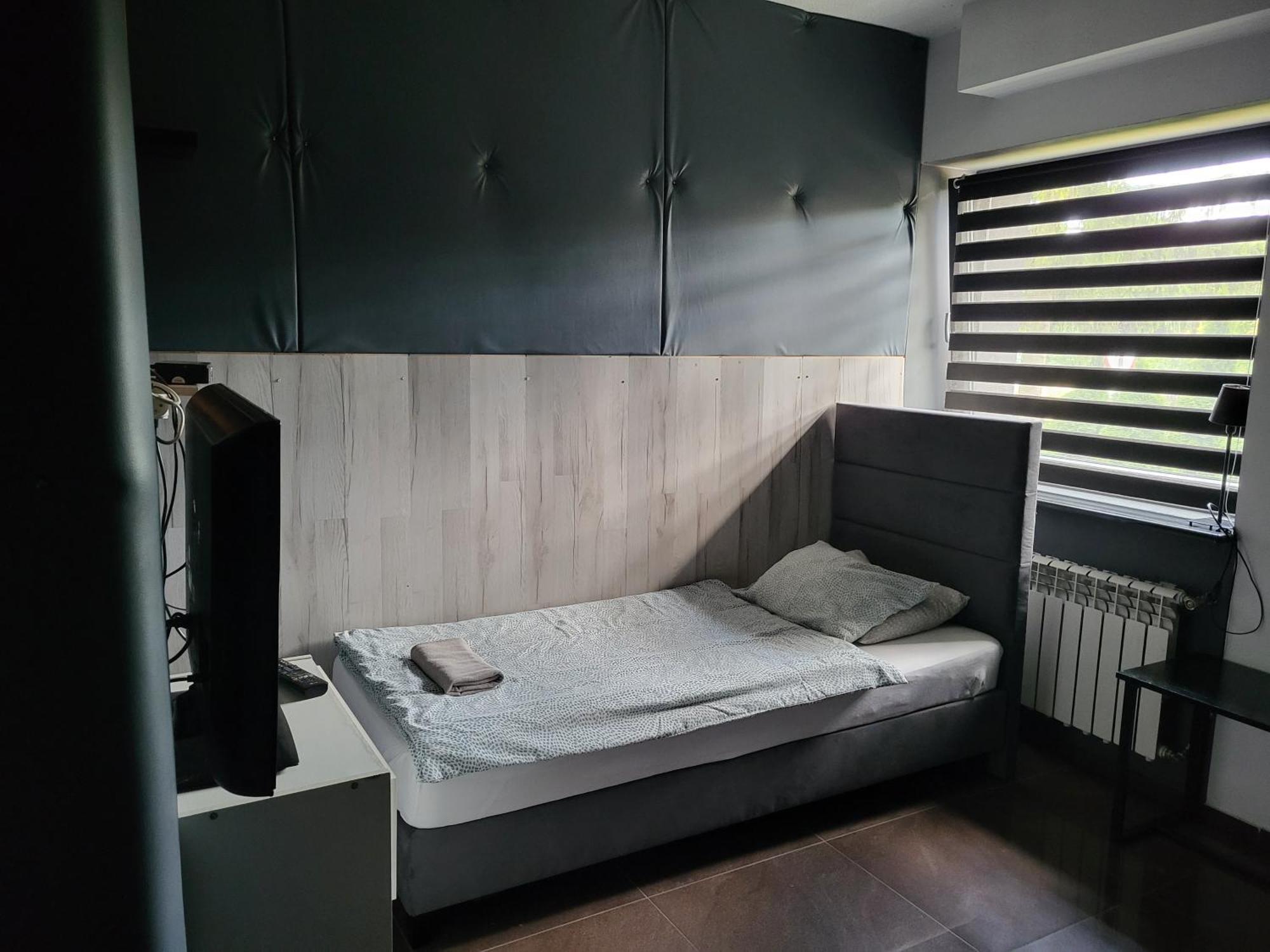 M Hostel Gliwice Extérieur photo